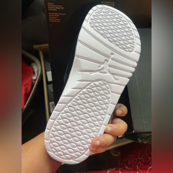 Jordan Hydro 11 Retro Slide - Picture 2 of 2